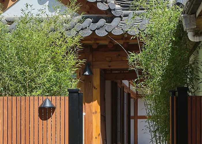 Apartment Staymoire Entire Hanok - Of Seoul